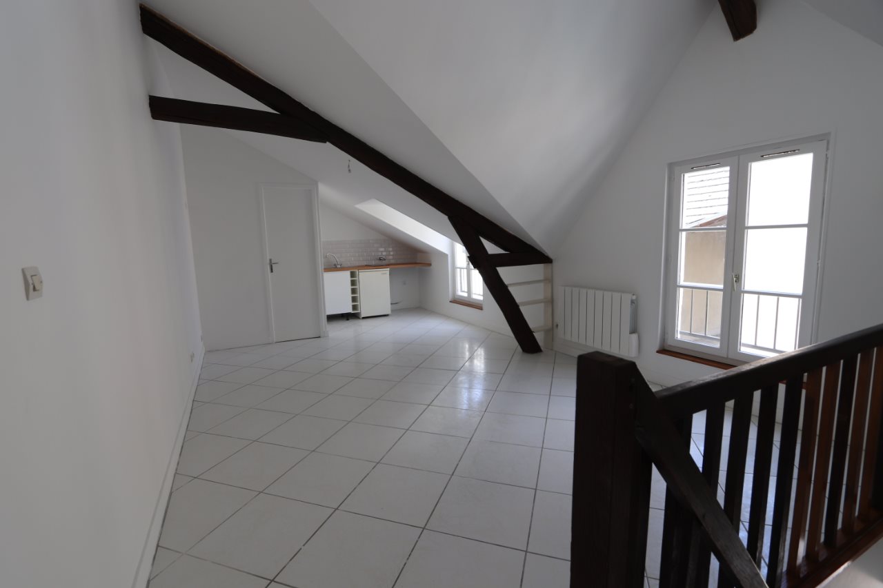 Appartement à louer, 28m², Orléans