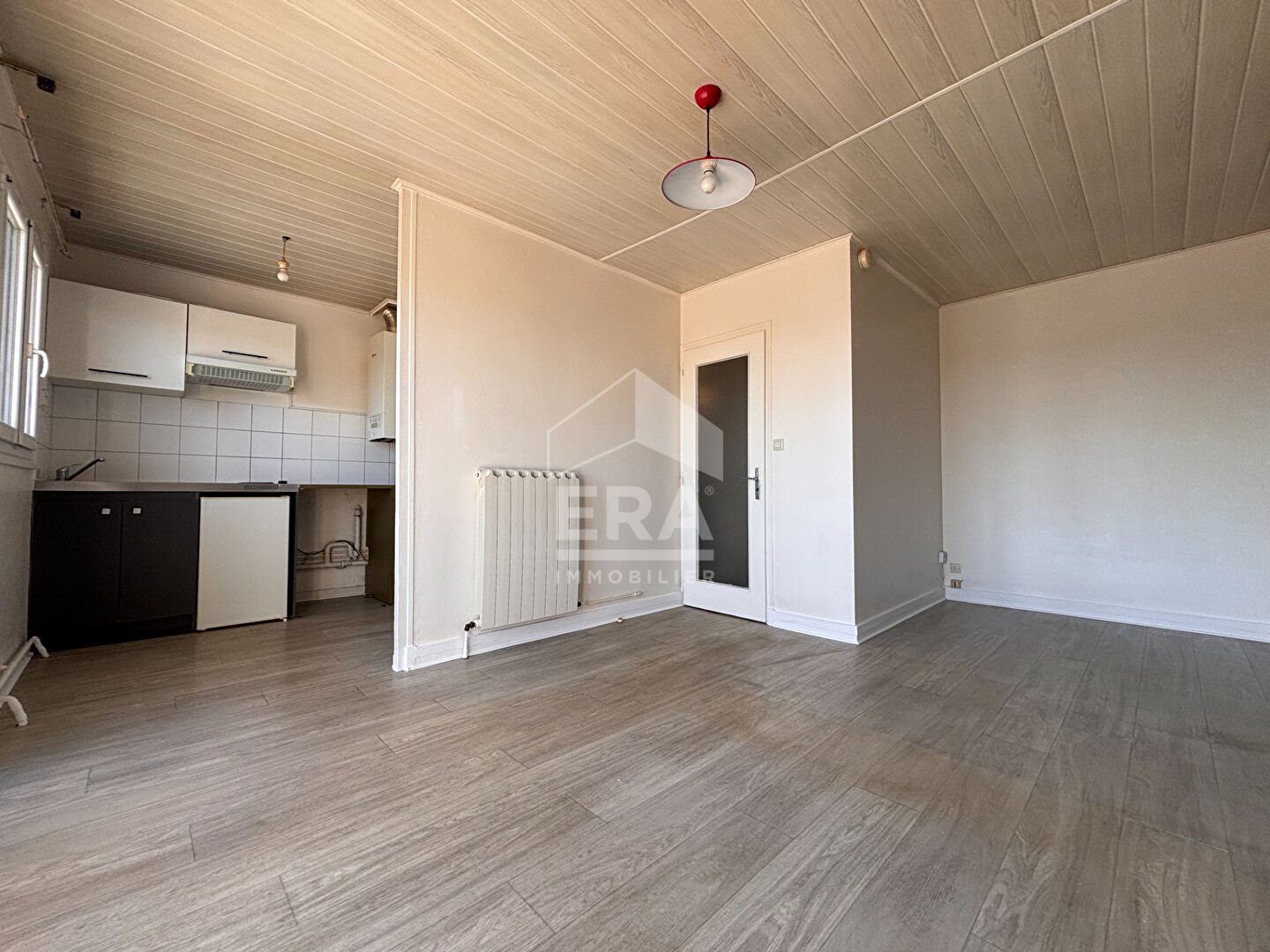 Appartement à louer, 27m², Saint-Pryvé-Saint-Mesmin