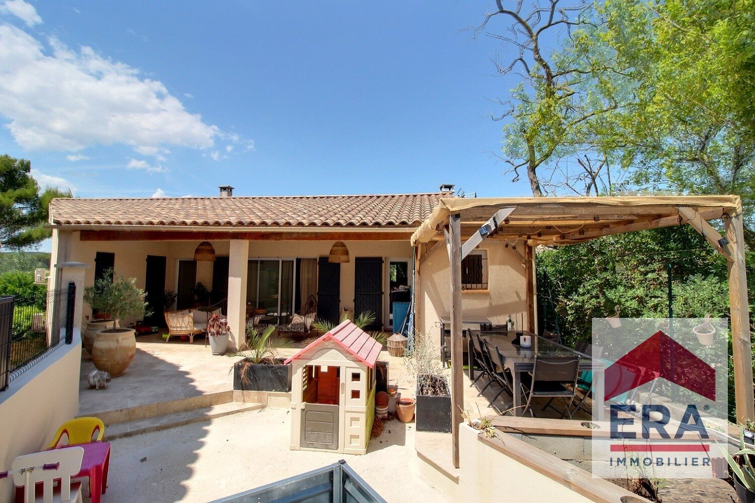 Maison à vendre, 136m², Uchaux