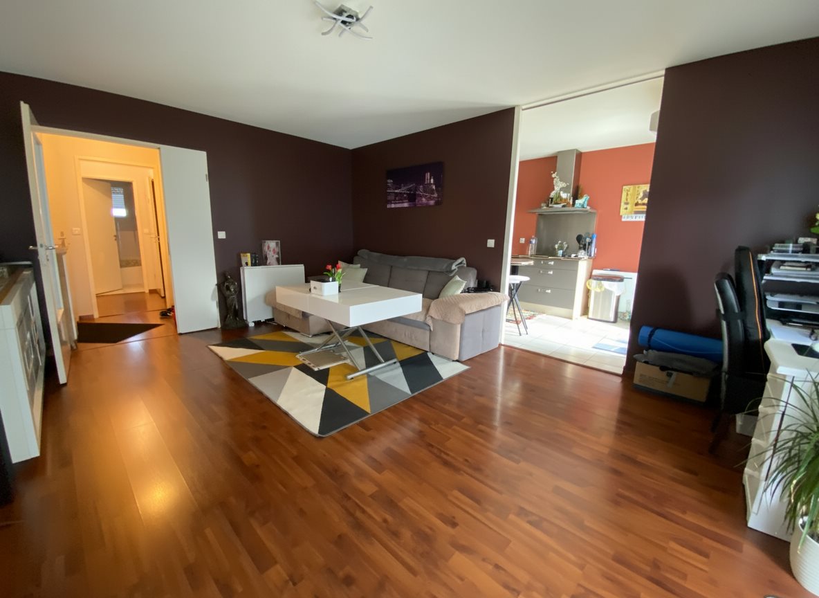 Appartement à vendre, 71m², Lons