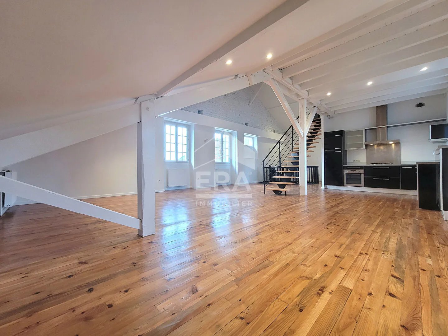 Appartement à louer, 121m², Pau