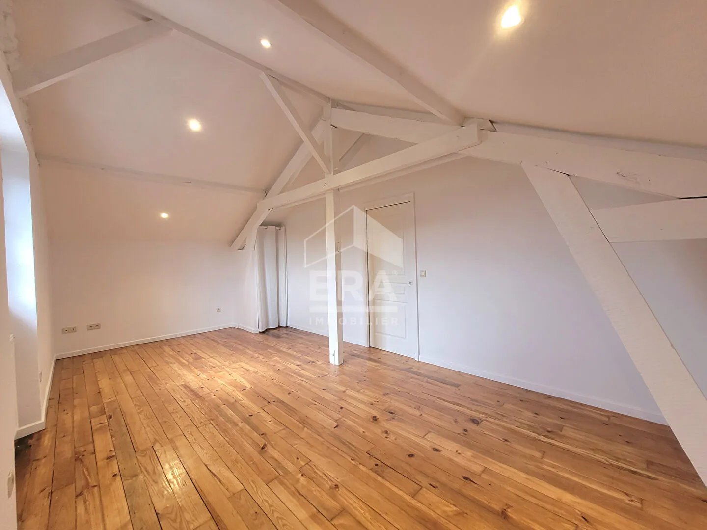 Appartement à louer, 121m², Pau