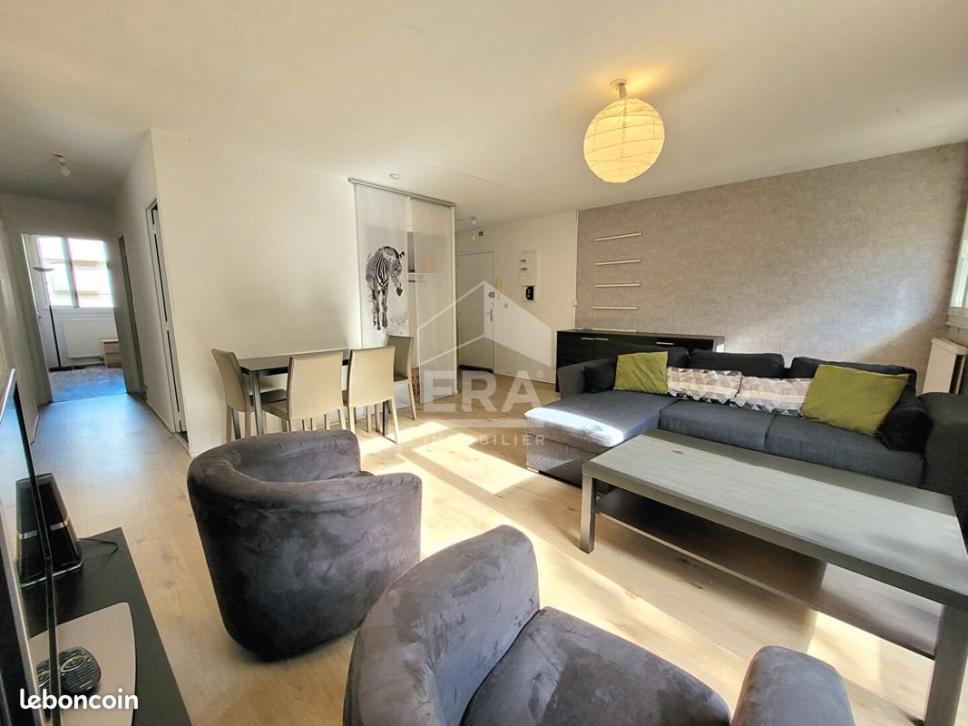 Appartement à louer, 83m², Pau
