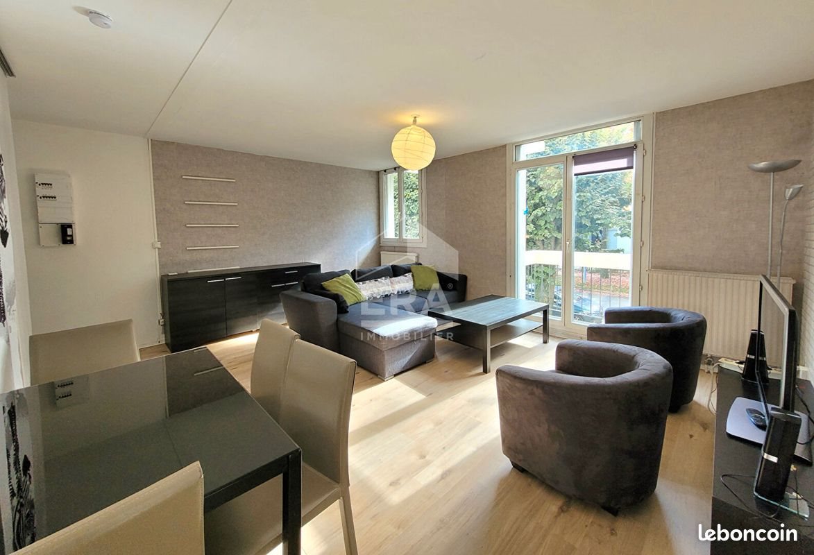 Appartement à louer, 83m², Pau