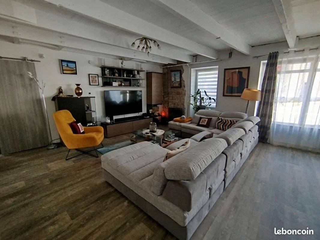 Maison à vendre, 185m², Commana