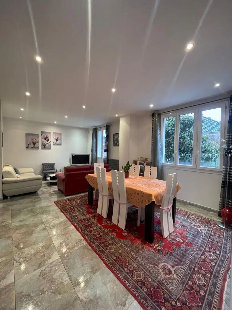 Maison à vendre, 91m², Carrières-sur-Seine