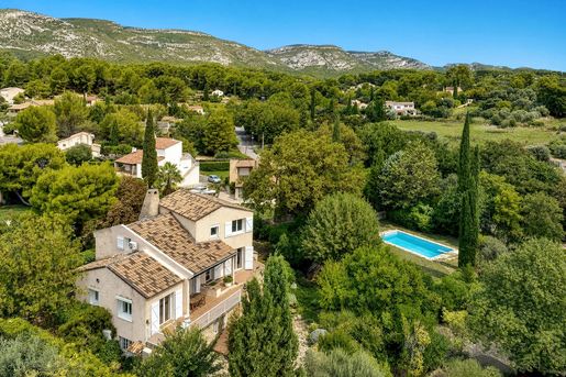 Maison 6 pièces 175 m² · à Aubagne · 175 m² · 645 000 €
