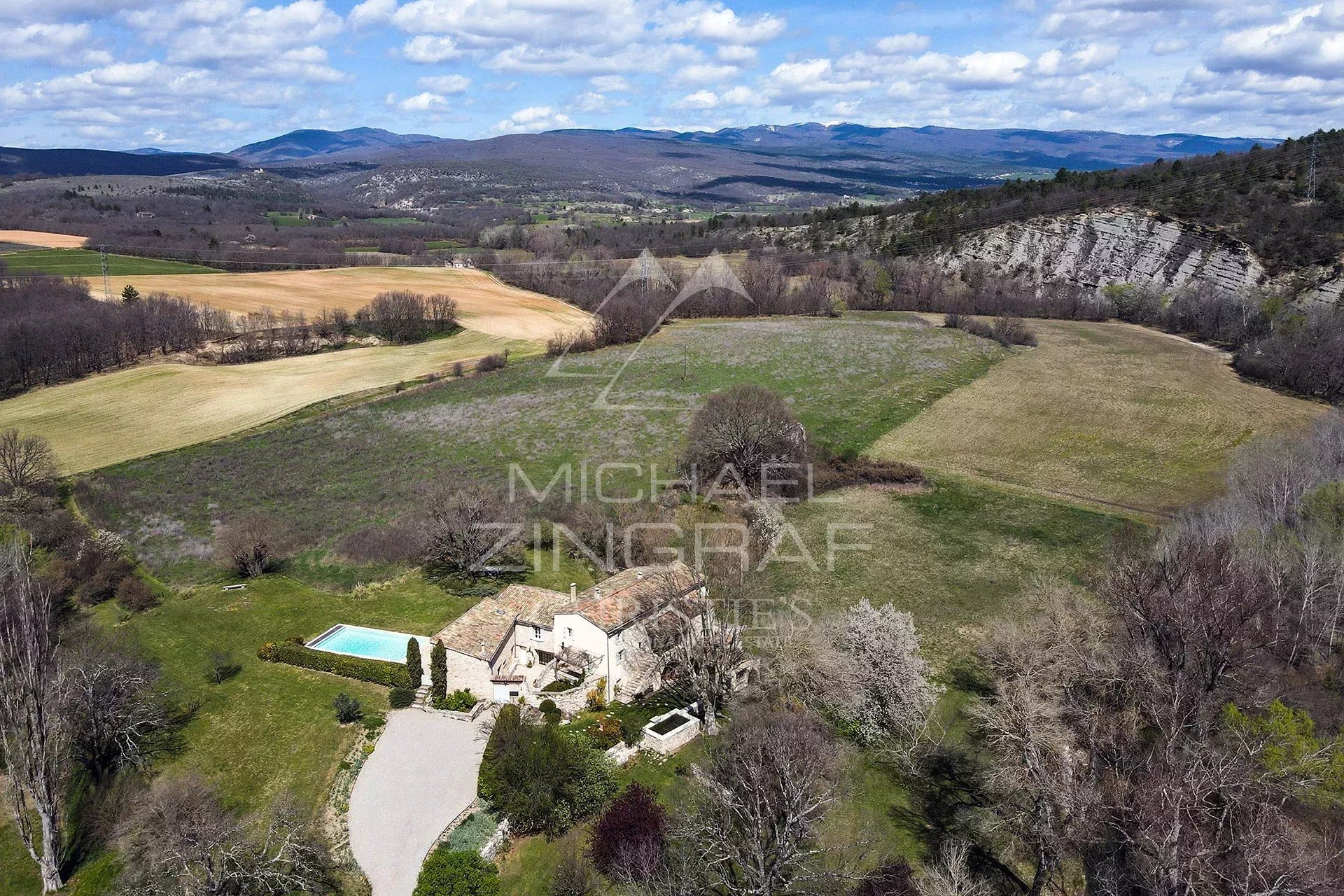 Maison à vendre, 398m², Forcalquier