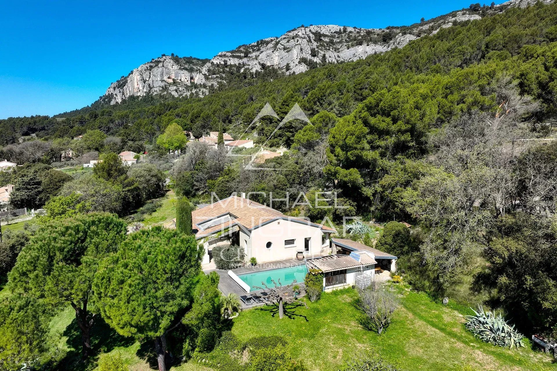 Maison à vendre, 210m², Mérindol