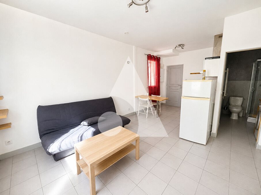 Appartement à louer, 25m², Lunel