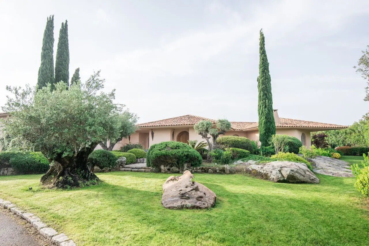 Maison à vendre, 435m², Lecci
