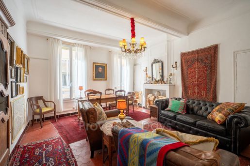 Appartement 111 m² · à Apt · 111 m² · 163 000 €