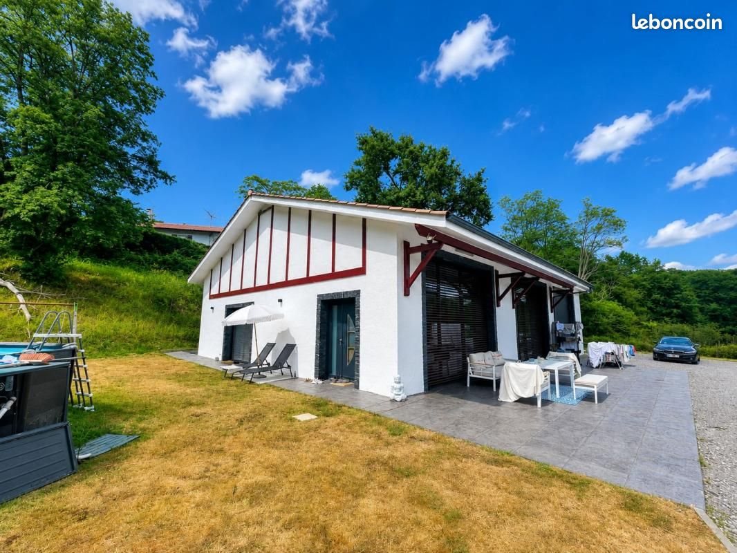 Maison à louer, 171m², Urcuit