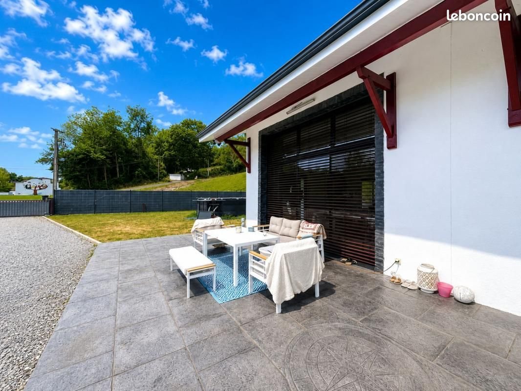 Maison à louer, 171m², Urcuit