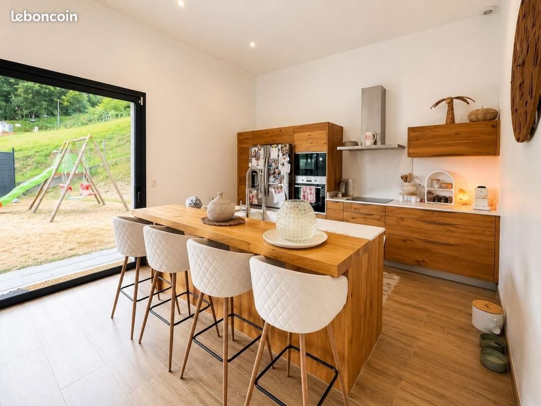 Maison à louer, 171m², Urcuit