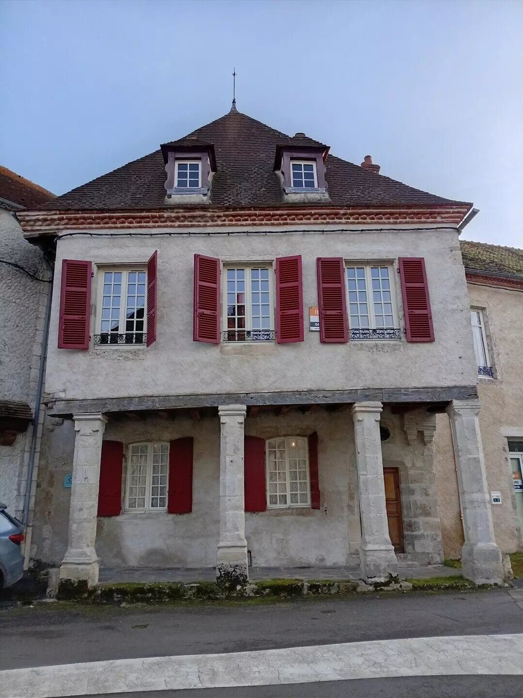 Maison à vendre, 327m², Saint-Gérand-le-Puy
