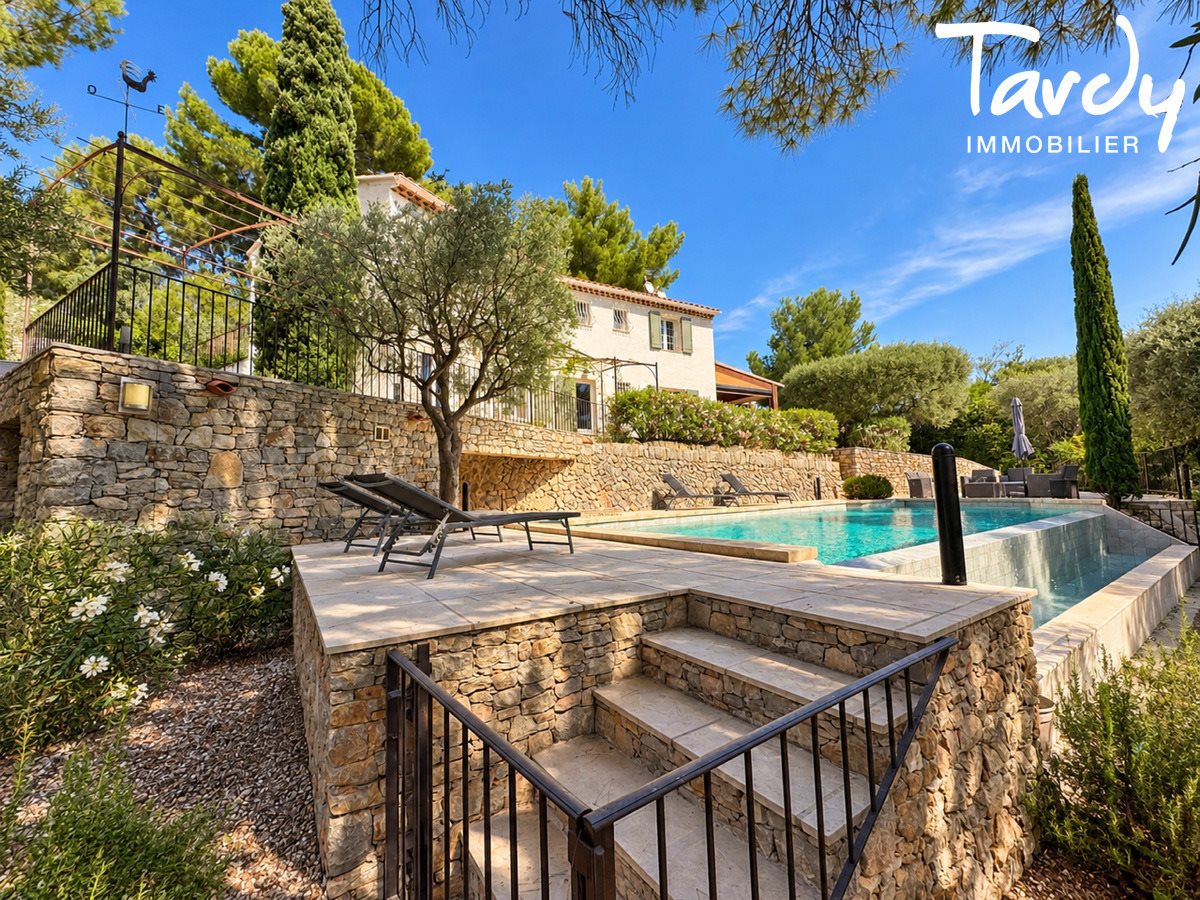 Maison à vendre, 180m², Ollioules