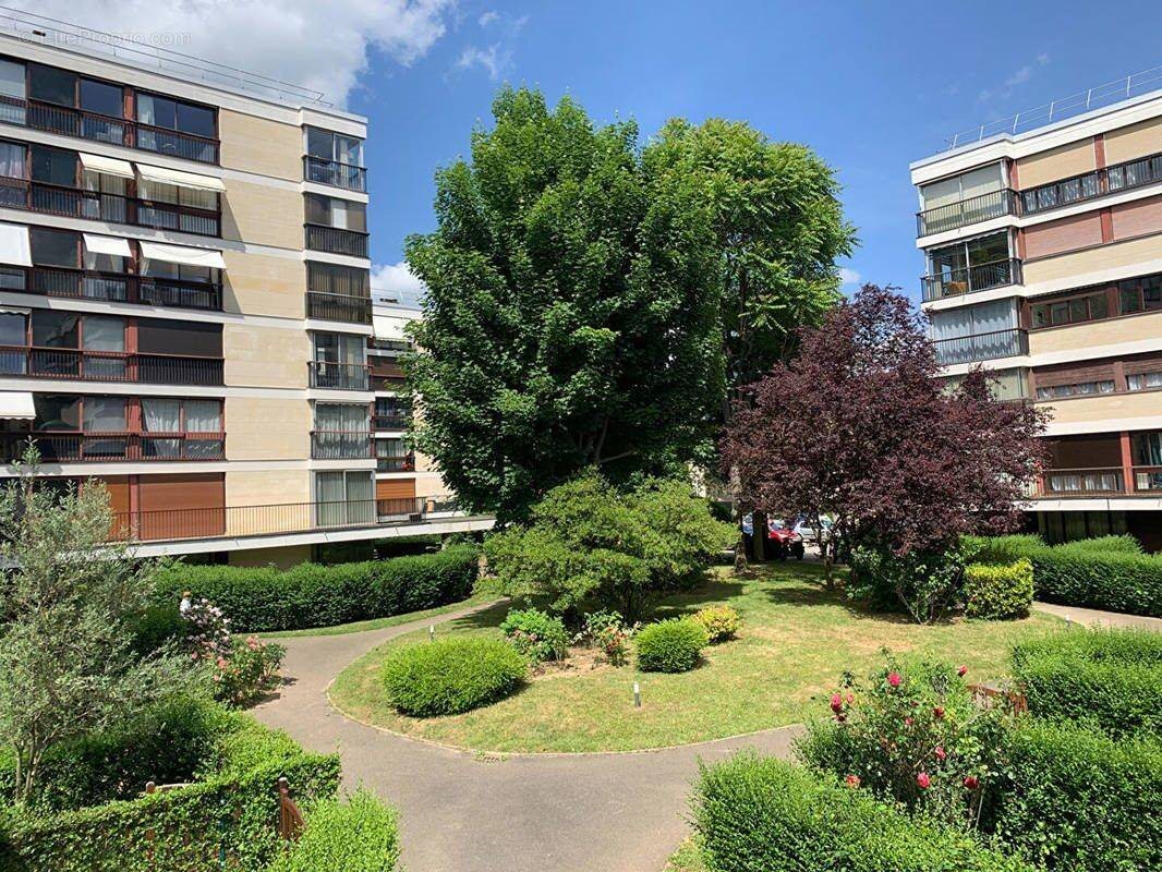 Appartement à vendre, 74m², Fontenay-le-Fleury