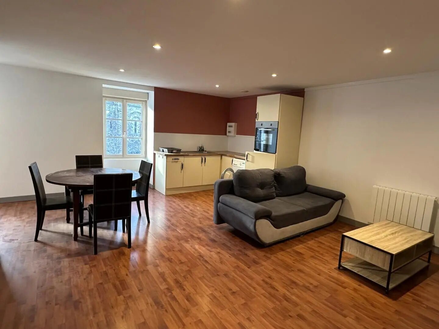 Appartement à louer, 44m², Melesse
