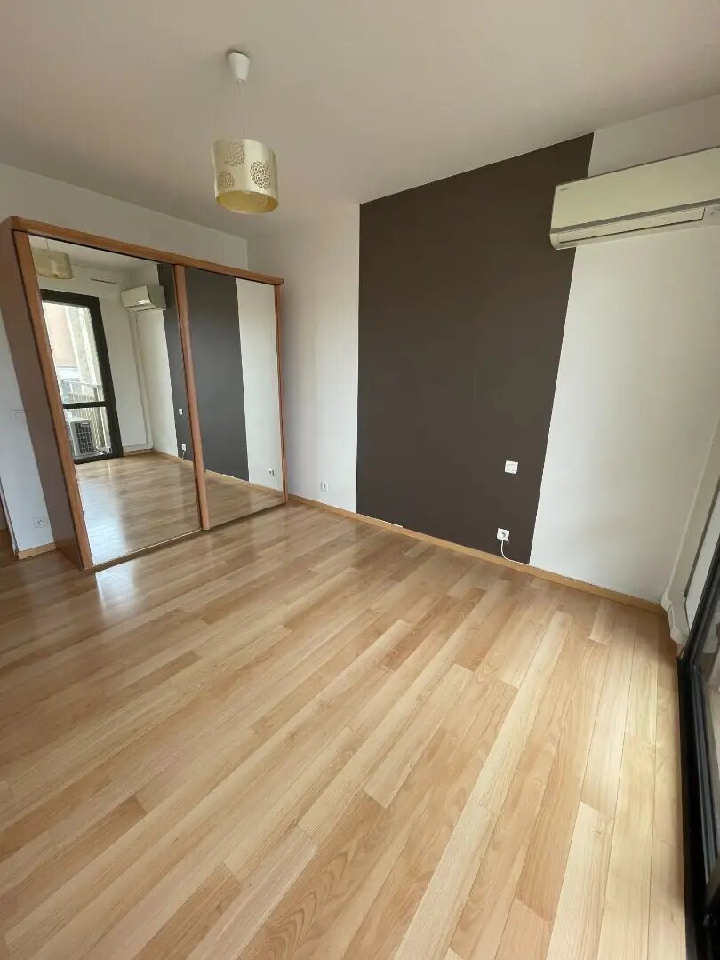 Appartement à louer, 60m², Vence