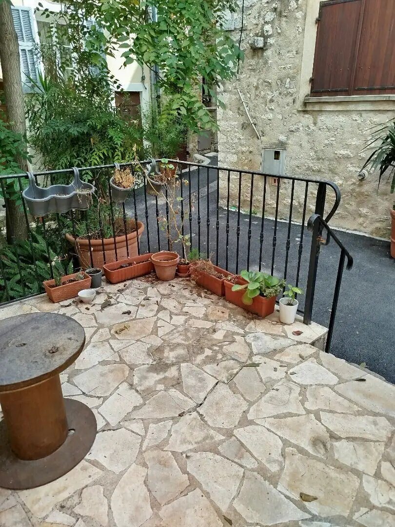 Appartement à louer, 62m², Vence