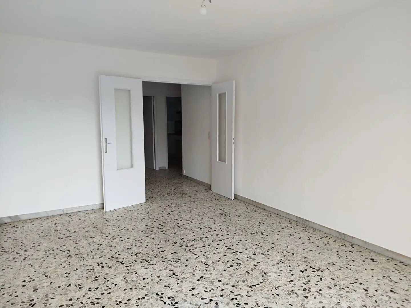 Appartement à louer, 59m², Vence