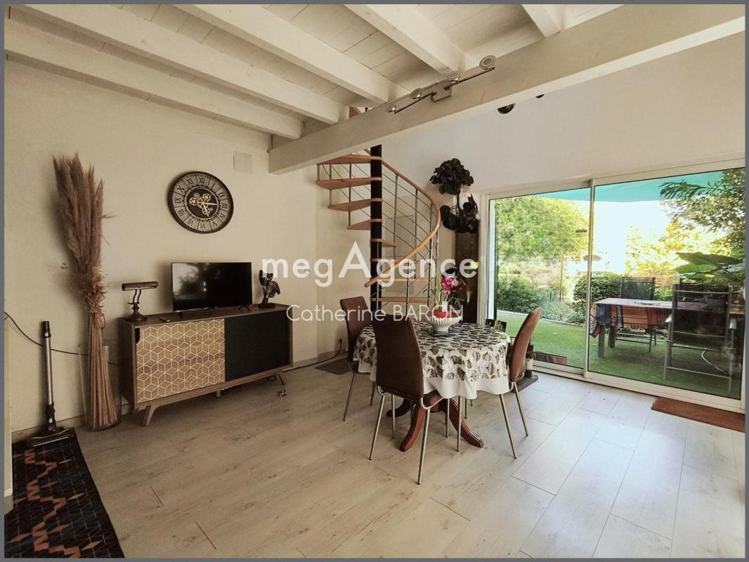 Maison à vendre, 162m², Juillac-le-Coq