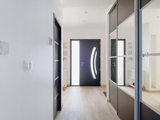 Maison 5 pièces 145 m² · à Saint-Palais-du-Né · 145 m² · 280 000 €