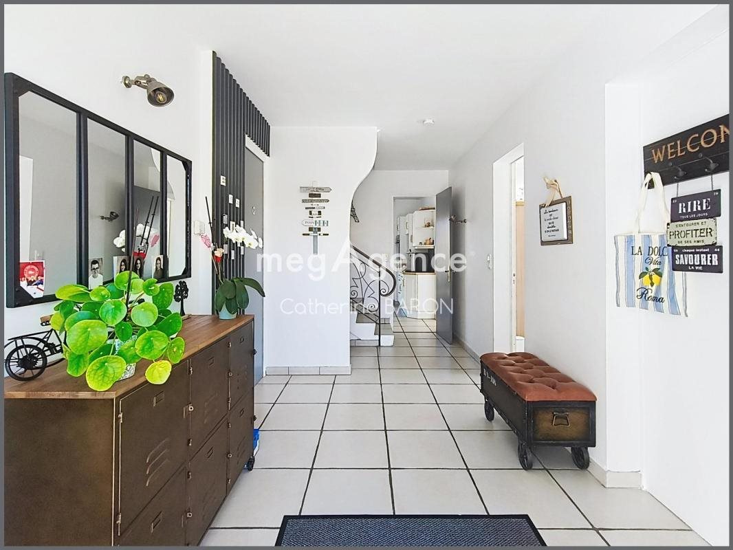 Maison à vendre, 187m², Châteaubernard