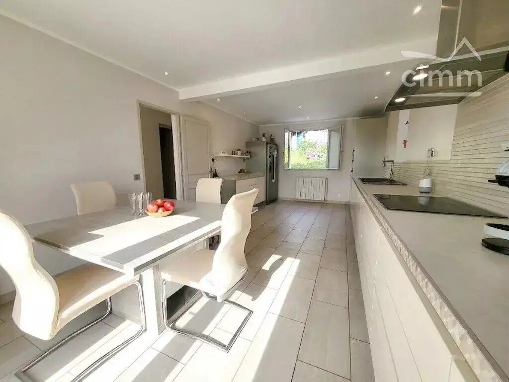 Maison à vendre, 137m², Le Thillay