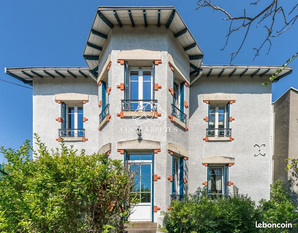 Maison à vendre, 190m², Vic-le-Comte
