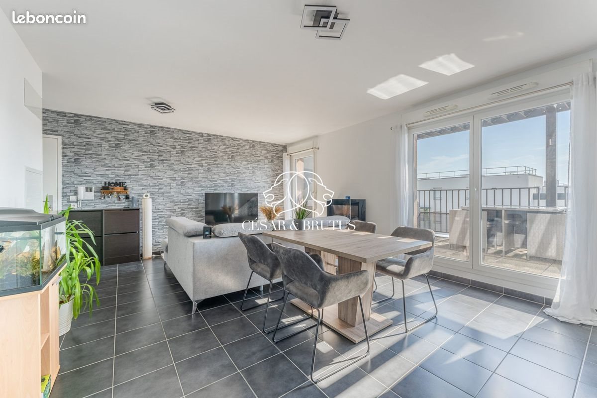 Appartement à vendre, 72m², Vénissieux