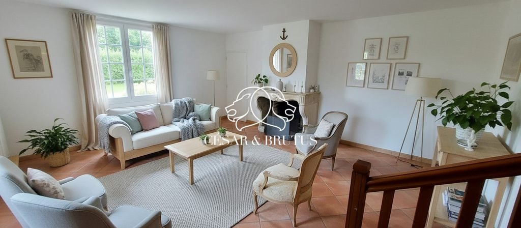 Maison à vendre, 270m², Châtillon-sur-Chalaronne