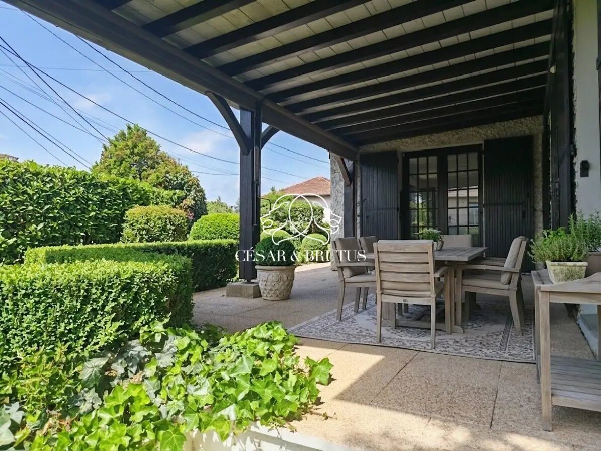 Maison à vendre, 160m², Saint-Genis-Laval