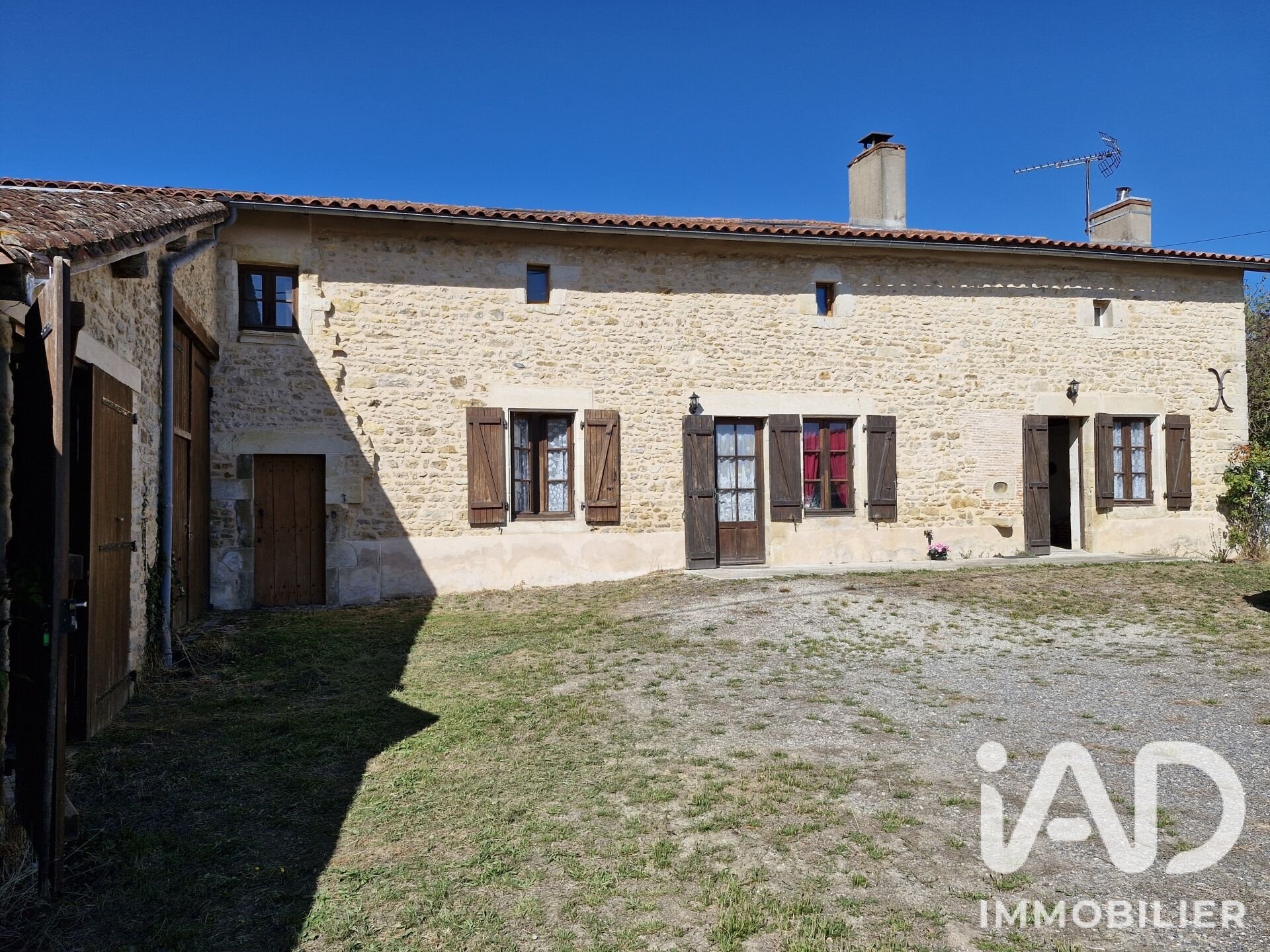 Maison à vendre, 223m², Pleuville