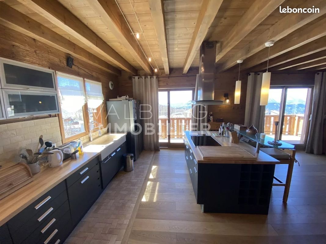 Maison à vendre, 241m², Péone (Valberg)