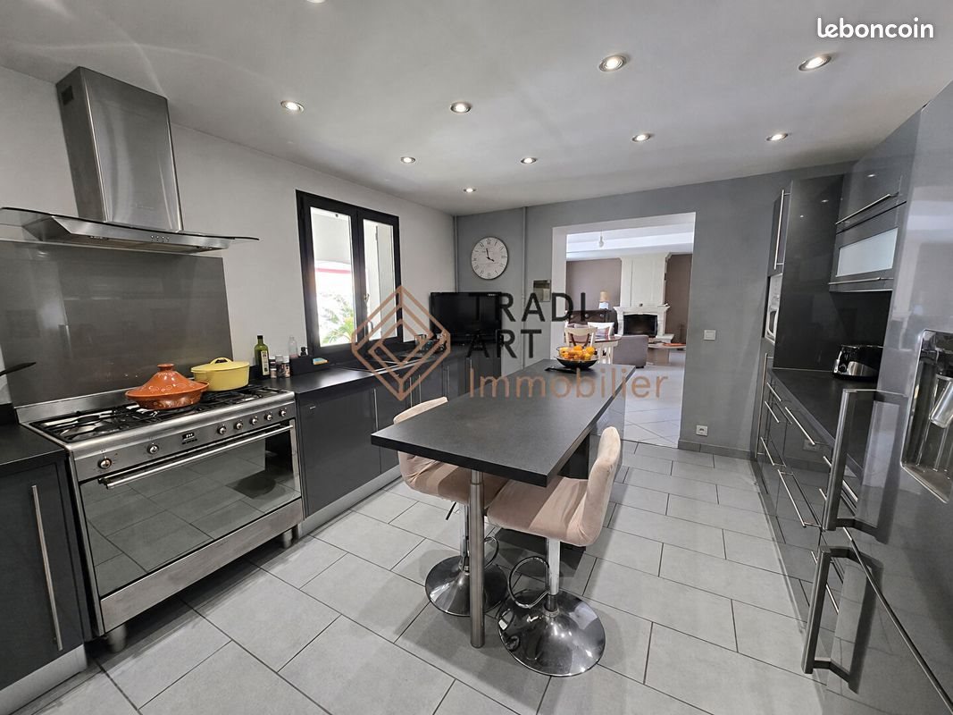 Maison à vendre, 121m², Sainte-Geneviève-des-Bois