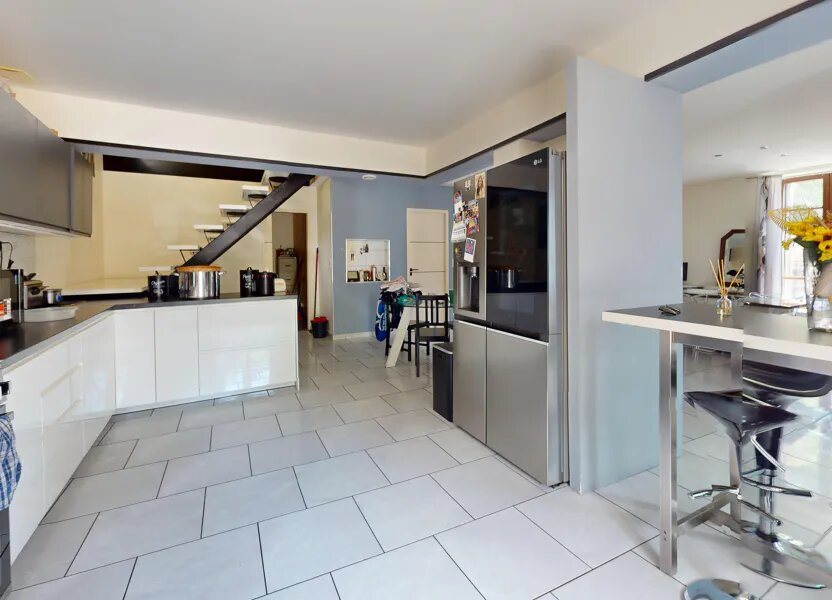 Maison à vendre, 152m², Le Chambon-Feugerolles