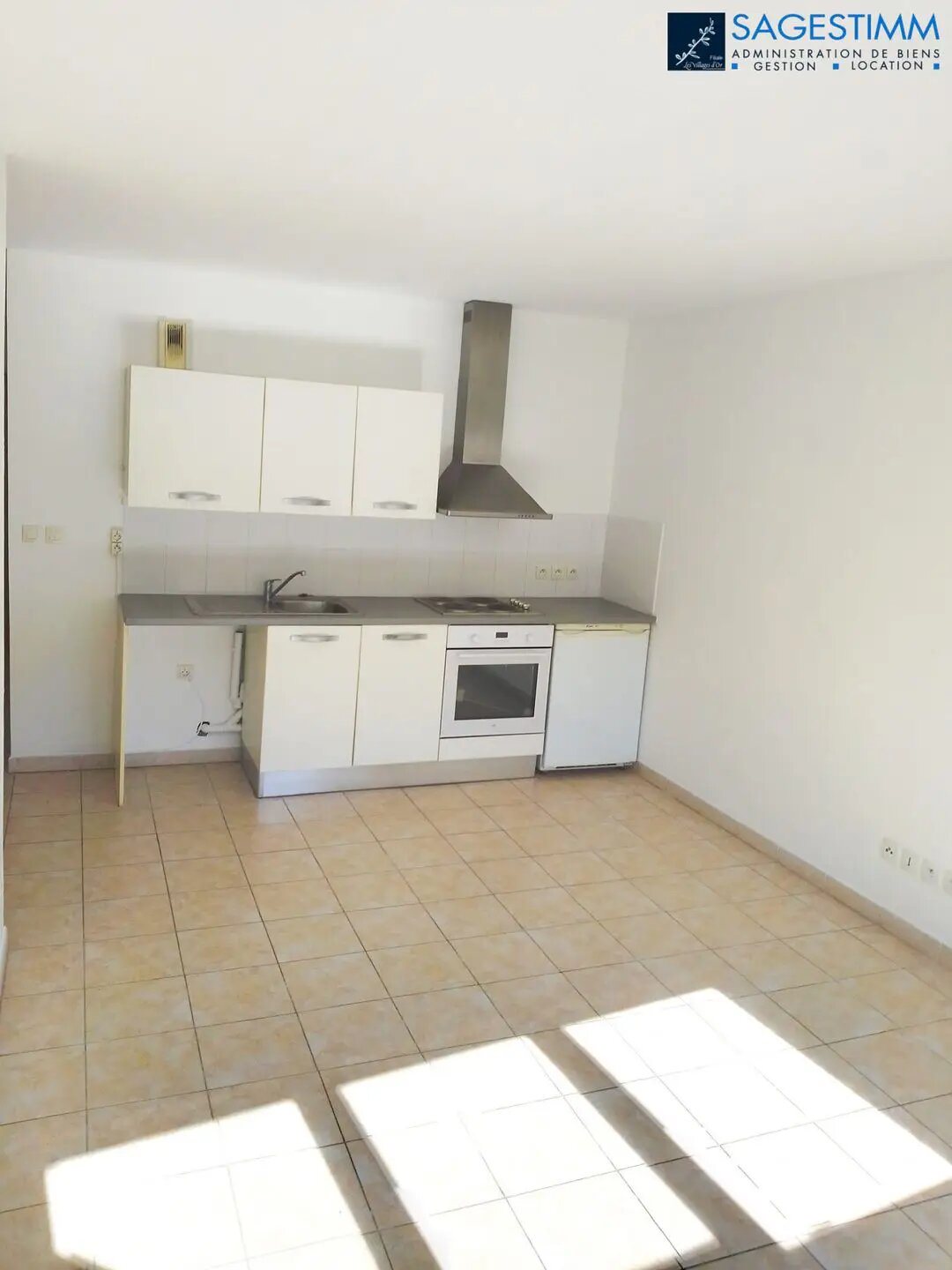 Appartement à louer, 41m², Nîmes