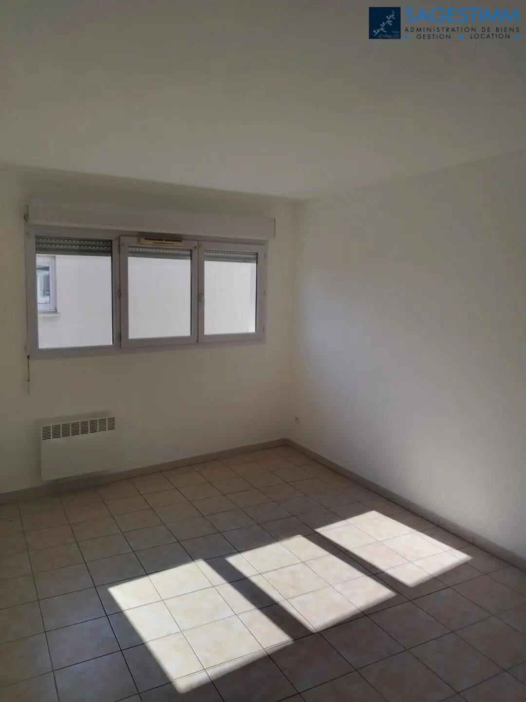 Appartement à louer, 41m², Nîmes