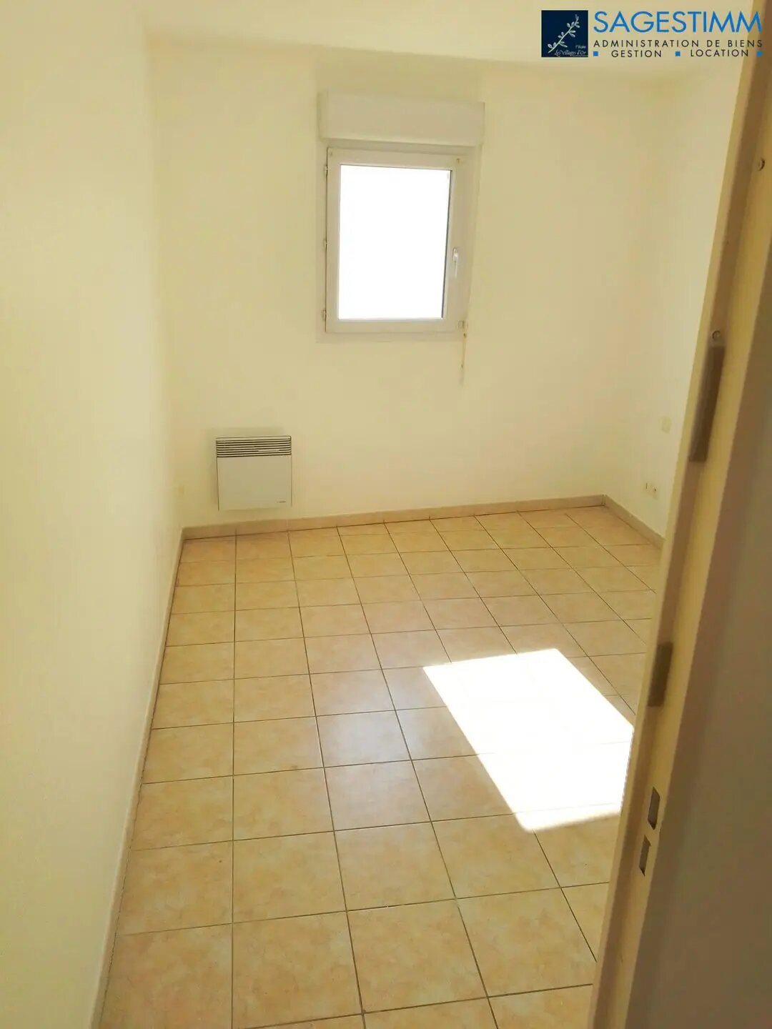 Appartement à louer, 41m², Nîmes
