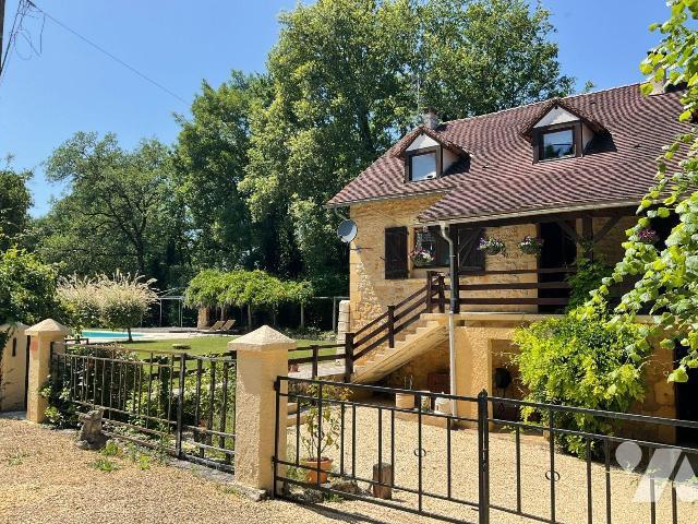 Maison à vendre, 137m², Gourdon