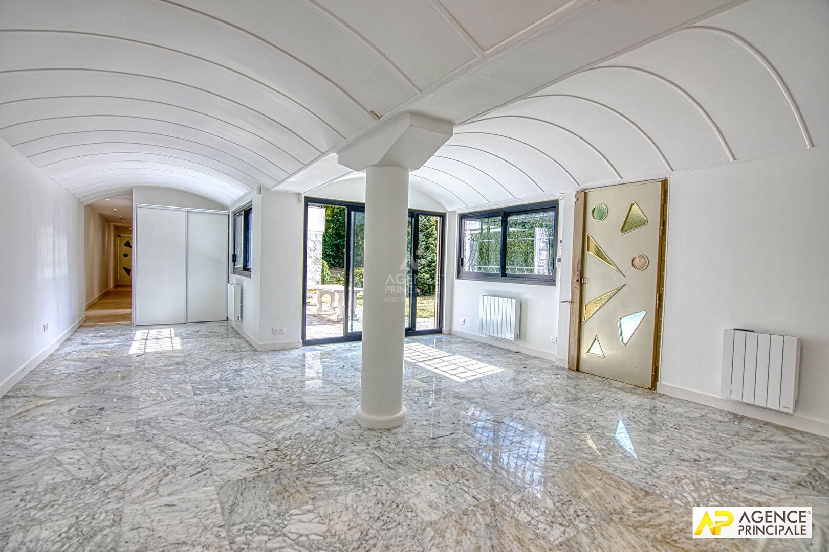 Maison à louer, 191m², La Celle-Saint-Cloud