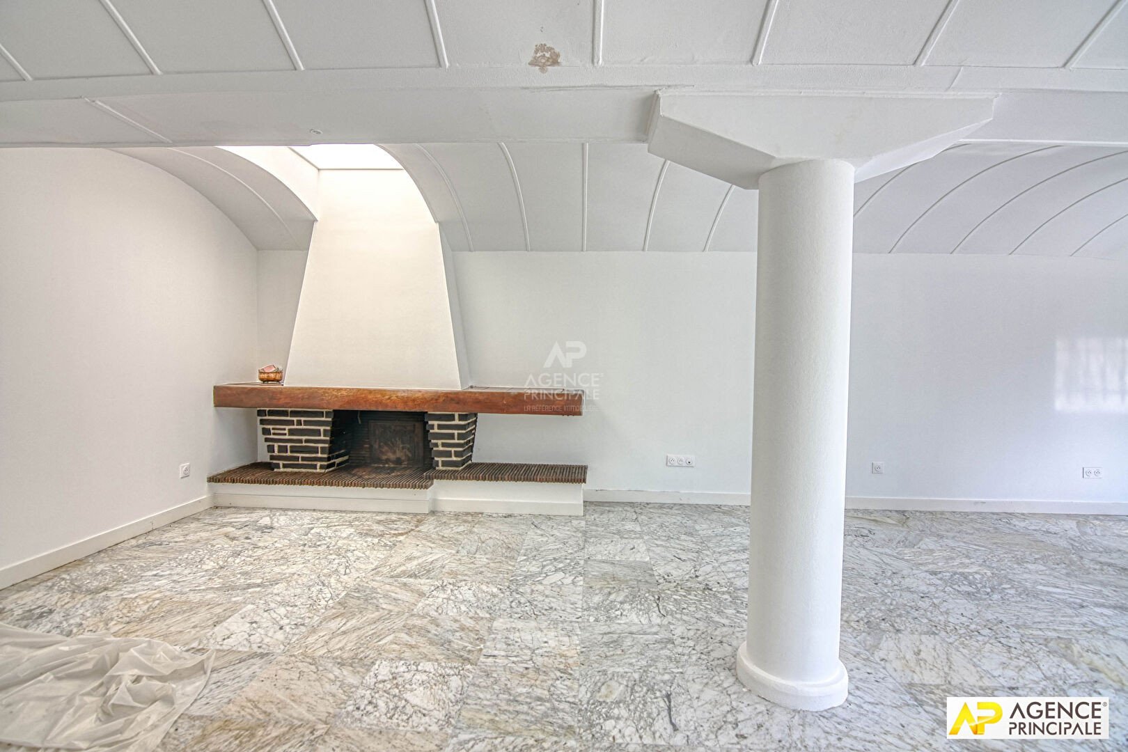 Maison à louer, 191m², La Celle-Saint-Cloud