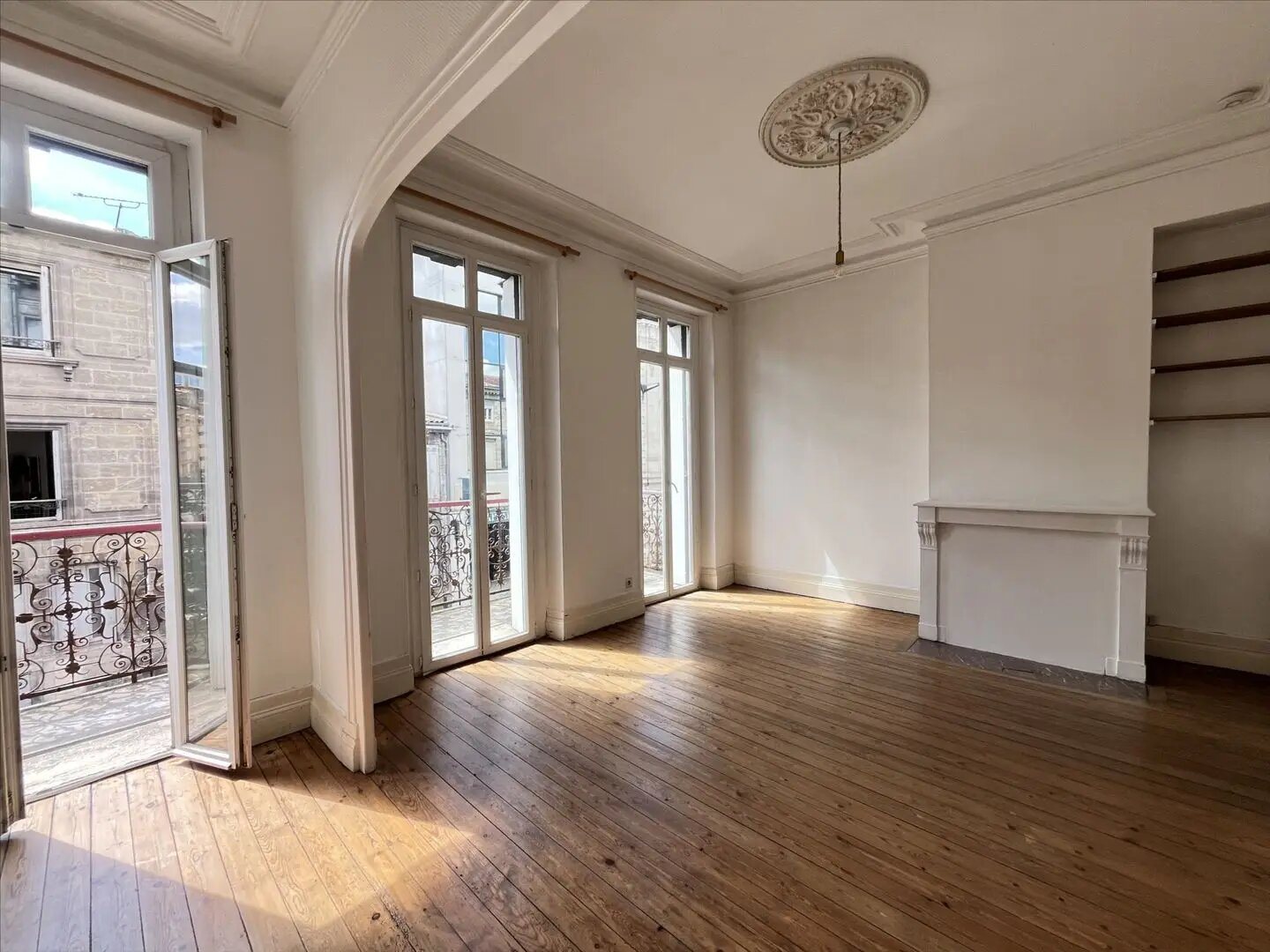 Appartement à louer, 74m², Bordeaux