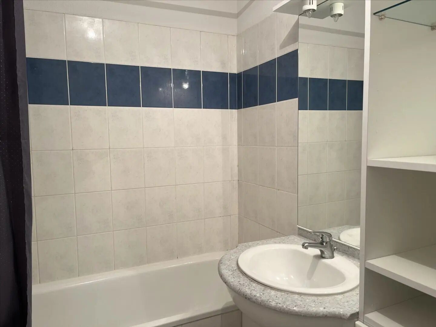 Appartement à louer, 2m², Saint-Quentin-de-Baron