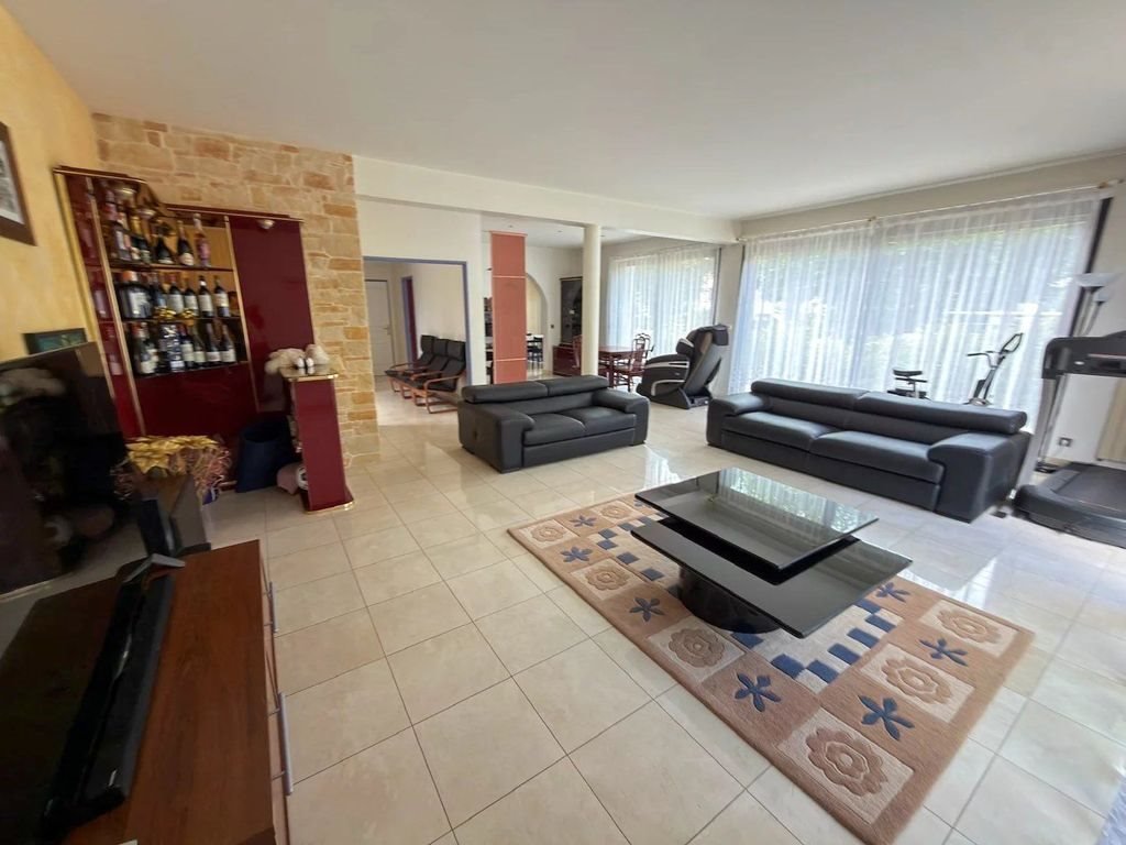 Maison à vendre, 215m², Livry-Gargan