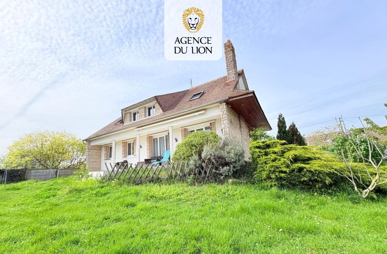 Maison à vendre, 180m², Tréon