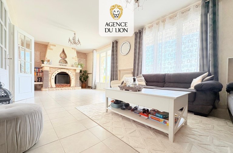 Maison à vendre, 180m², Tréon
