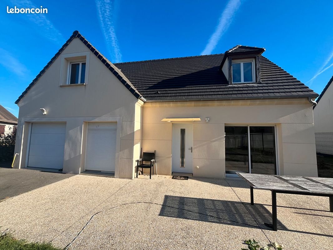 Maison à louer, 142m², Béville-le-Comte